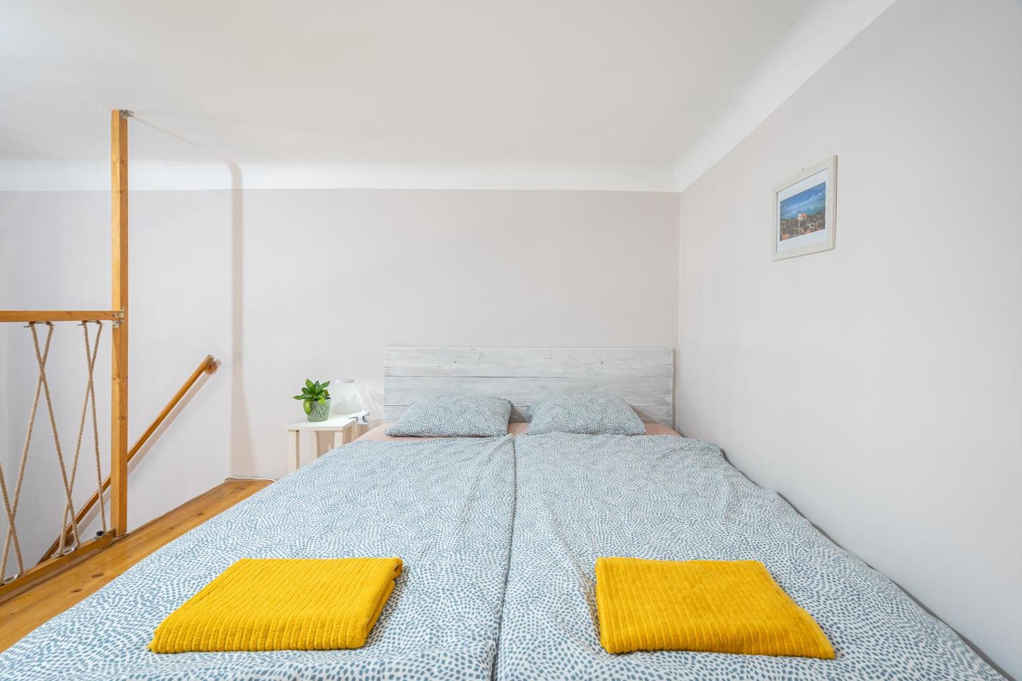 Affordable Heroes' Square Residence ブダペスト エクステリア 写真