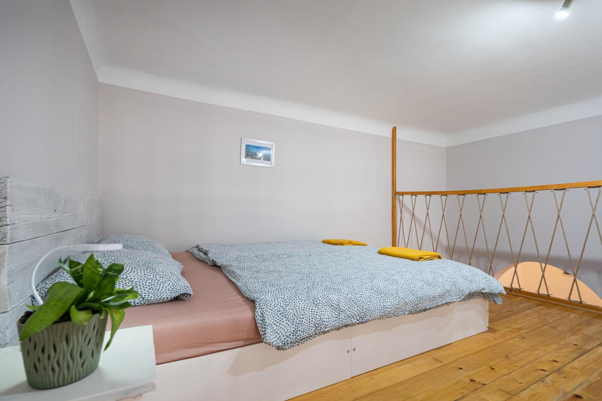 Affordable Heroes' Square Residence ブダペスト エクステリア 写真